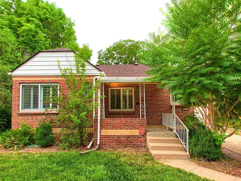 1317 Jersey St — Photo 2