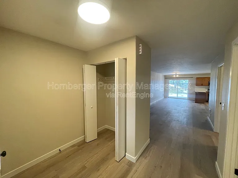 1605 E Hartson Ave #2 — Photo 14