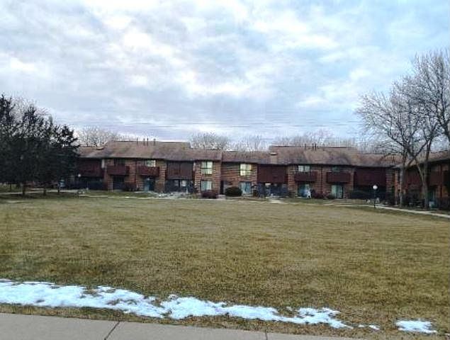 1st image of 9060 N Park Plaza Ct #9060