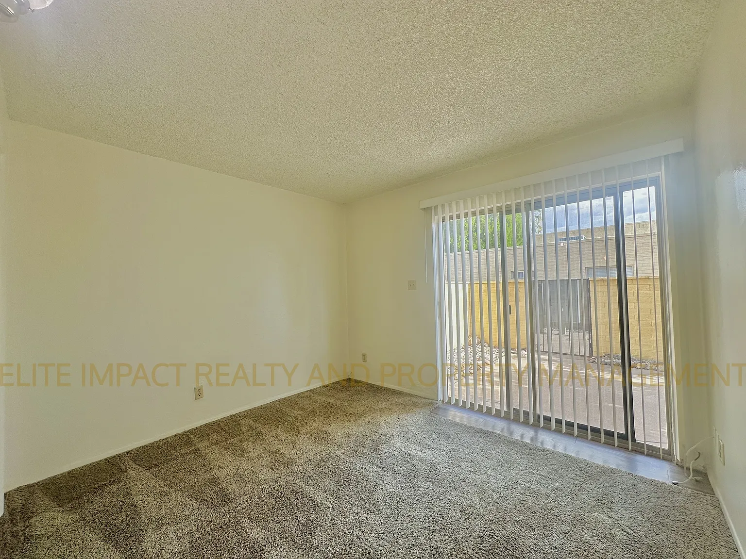 810 South Kolb Road - 27 — Photo 3