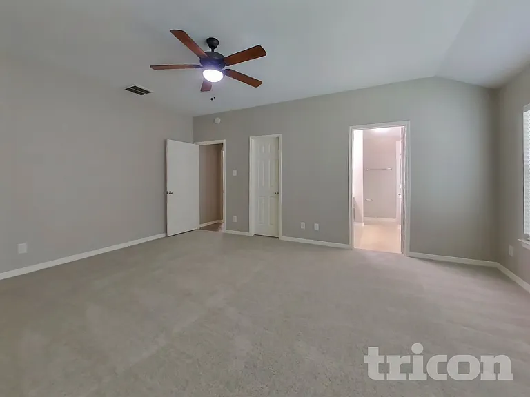 715 Pequin Rd — Photo 8