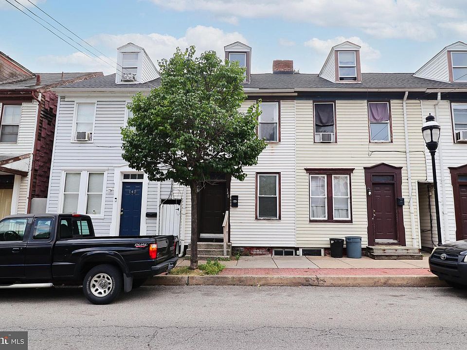 1st image of 140 S Penn St