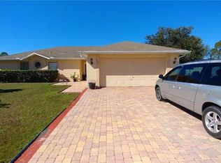 910 Naples Way, Kissimmee, FL 34758