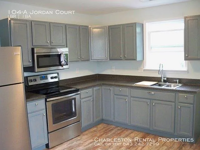 1 bed, 500 sqft, $1,795 — Photo 3