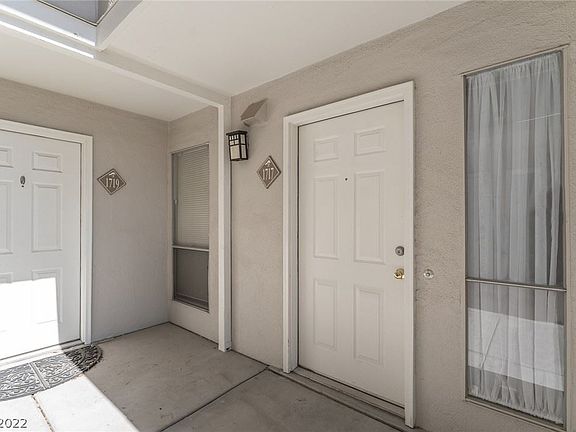 3rd image of 668 Oakmont Ave Unit 1717