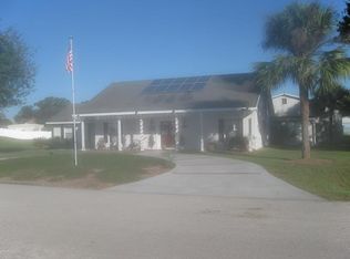 4885 Southwind Dr, Mulberry, FL 33860