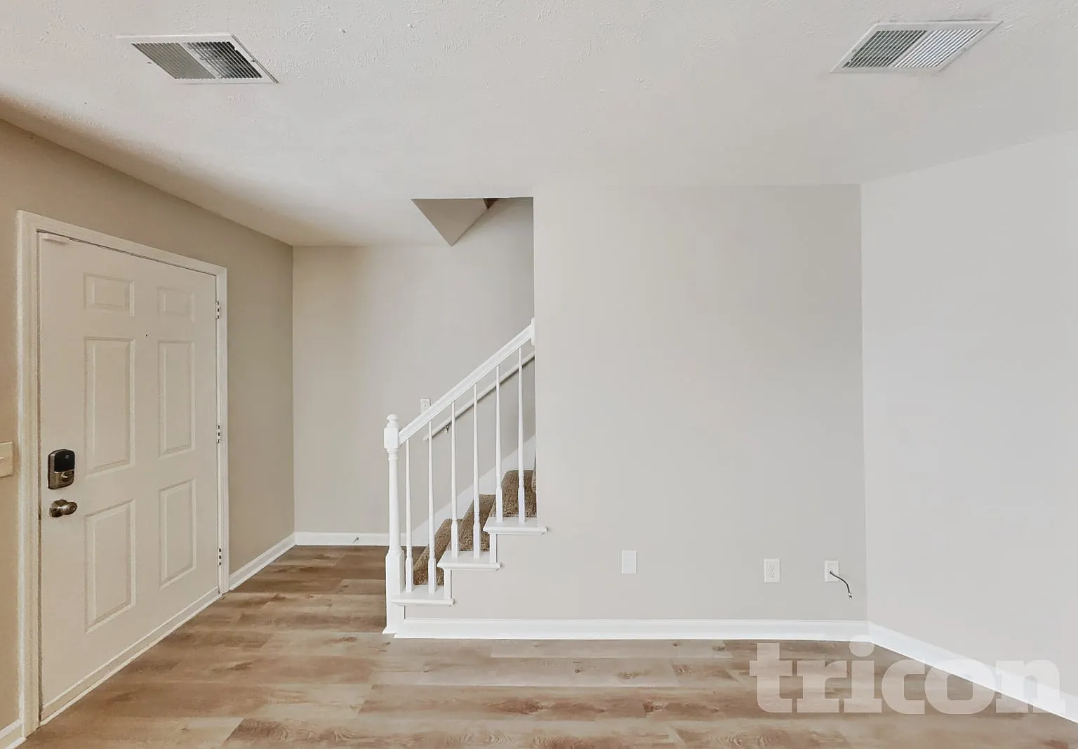 700 Holland Ridge Drive La Vergne TN — Photo 3