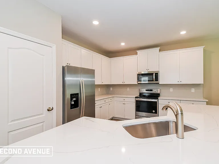 478 Falcon Ridge Rd — Photo 4