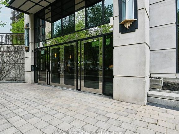 3rd image of 245 Kent St #702