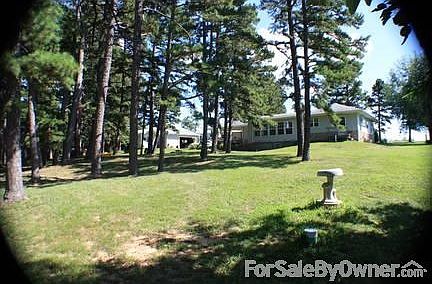 Garage and Summer Kitchen
						:
						Summer Kitchen has Heat and A/C