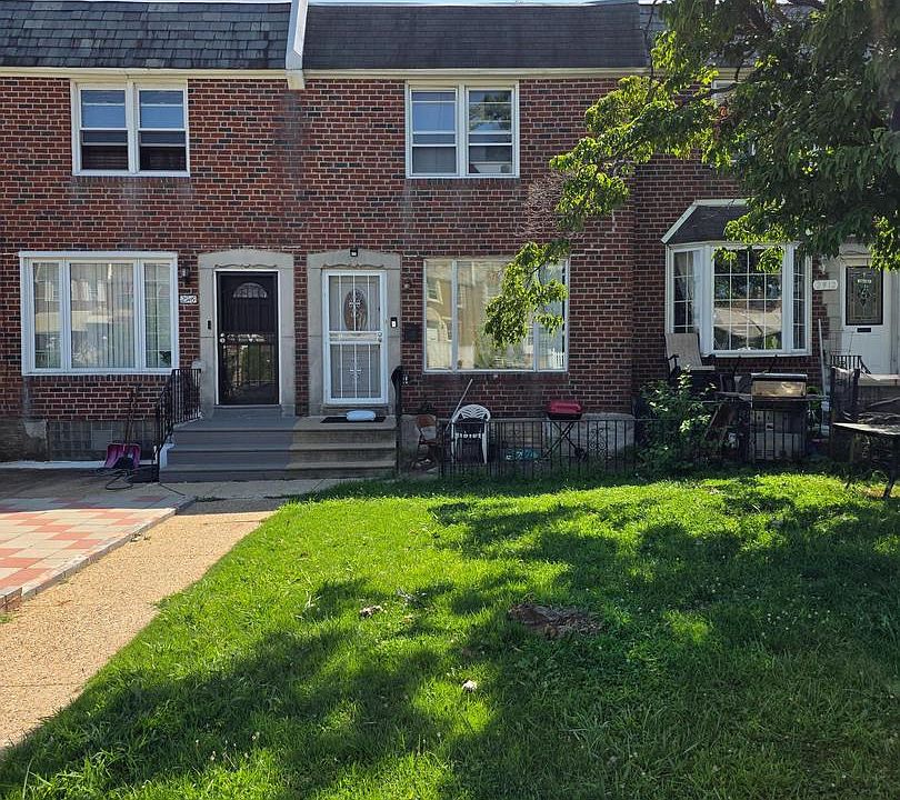 1st image of 2914 Devereaux Ave