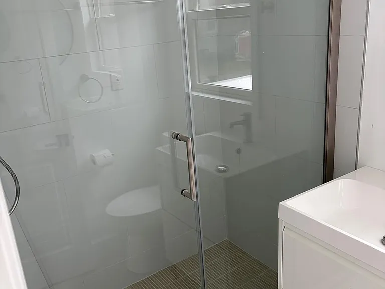 226 Gillette Ave — Photo 25