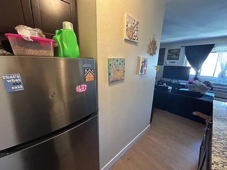 1535 N Van Buren St — Photo 25