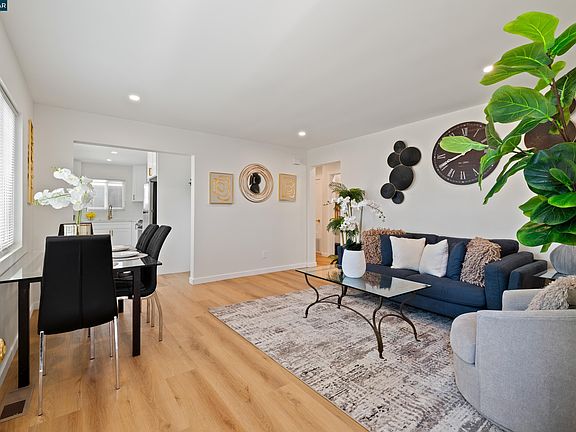 5th image of 5441-5445 Bancroft Ave