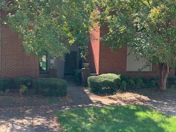 1807 Holmes St, Tupelo, MS 38801