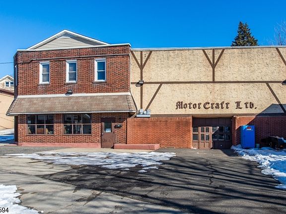 3rd image of 307 Paterson Ave #307