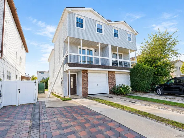 6 Amador Street, Staten Island, NY 10303
