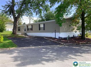 92 Leisure Ln, Northampton, PA 18067