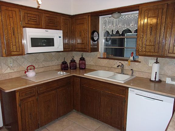 5th image of 13 Greenwood Ln