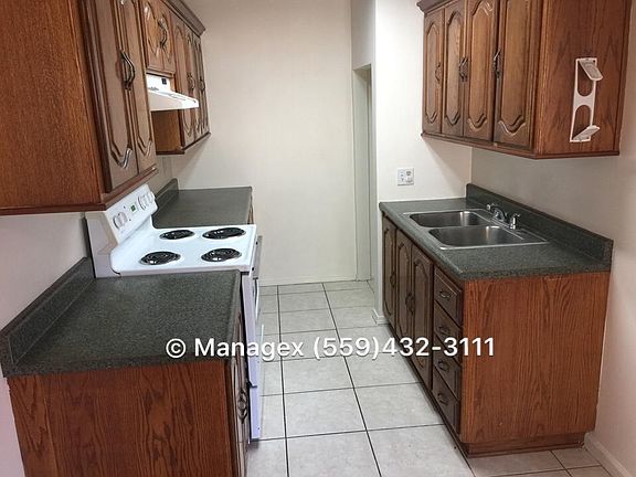 4th image of 4964 N Holt Ave