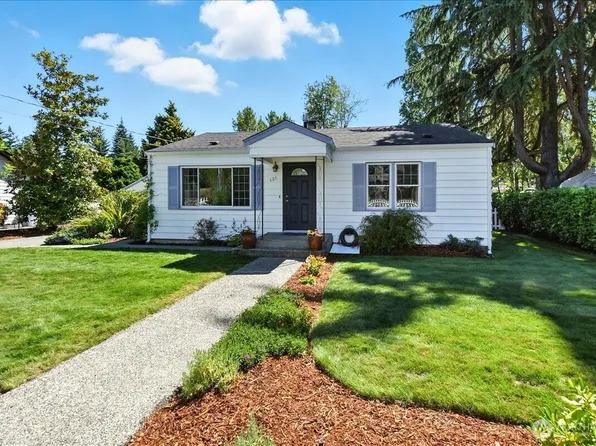 627 SW 141st Street, Burien, WA 98166