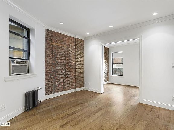 3rd image of 266 Elizabeth St APT 4