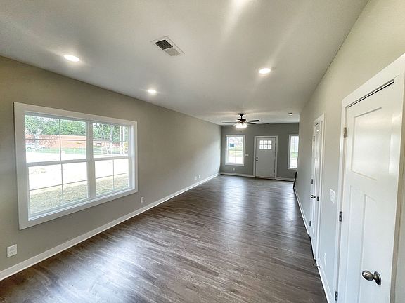 3rd image of 342 Honeycomb Ct