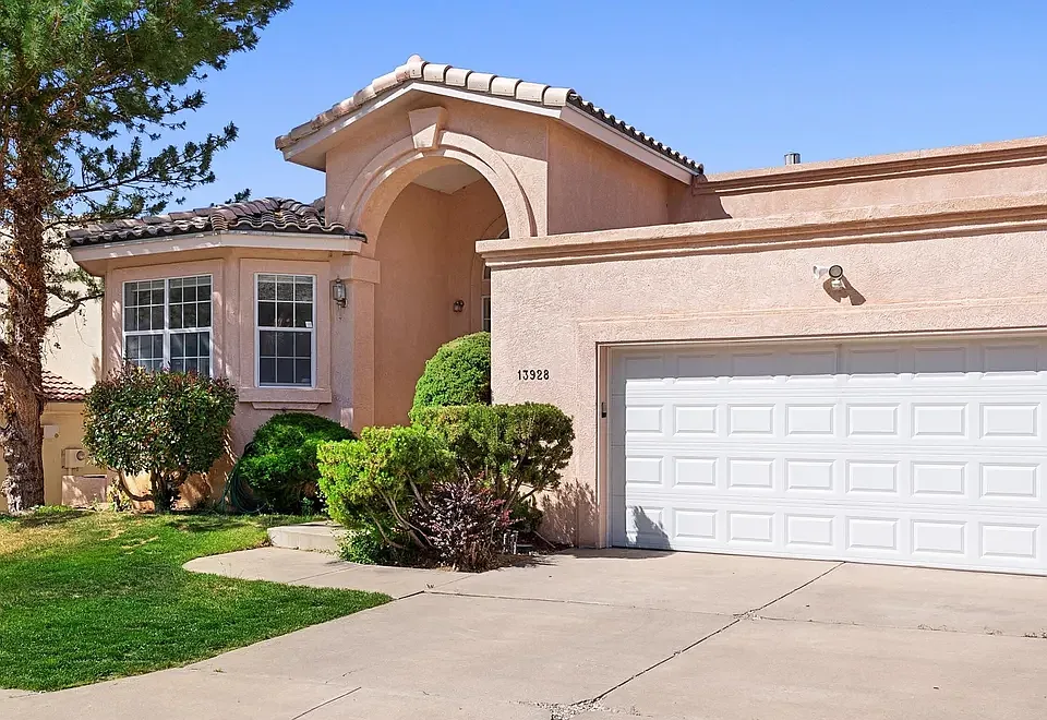 13928 Villa Sandia Pl NE