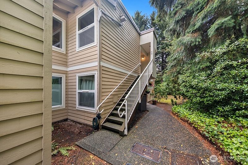 2nd image of 14633 NE 40th Street #K8