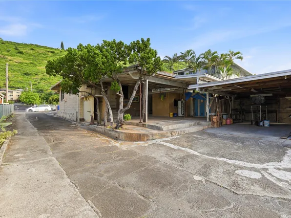 1851 Palolo Ave, Honolulu, HI 96816