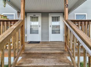 19 Temple St, Holyoke, MA 01040