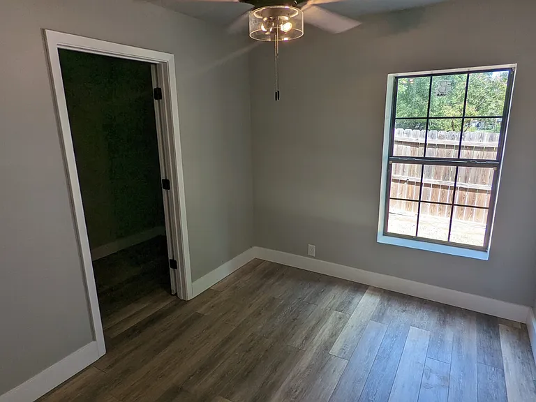 2914 W Morton St — Photo 37