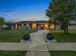 2200 Parkhaven Dr, Plano, TX 75075
