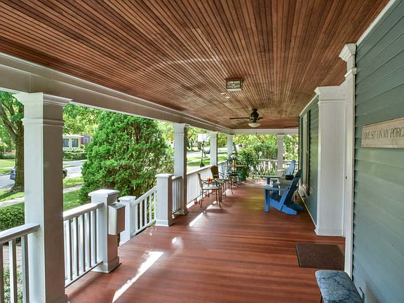 3rd image of 4110 Lawn Ave