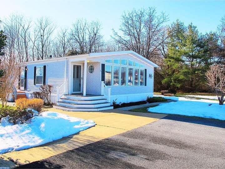 1st image of 115 Gale Dr