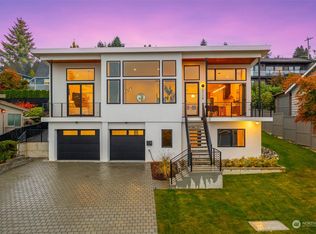 9312 46th Ave SW, Seattle, WA 98136