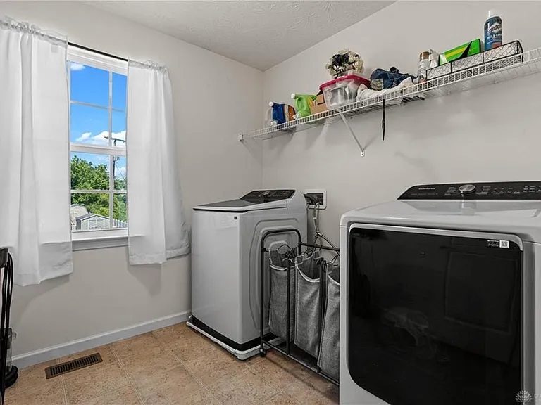 7428 Bostelman Pl — Photo 23