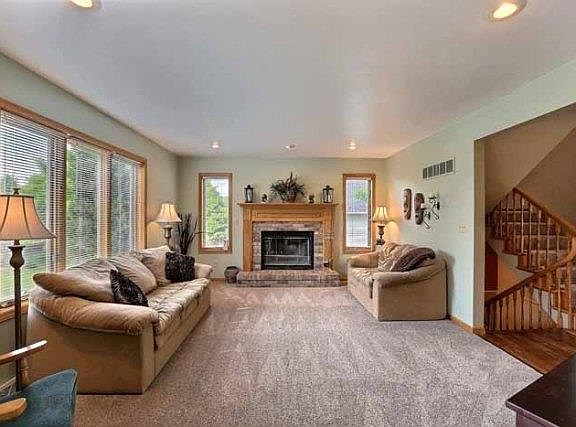 5th image of 307 Bay Park Ct