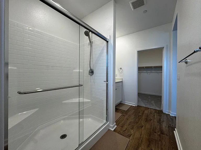 33221 Opal Glass Dr — Photo 32