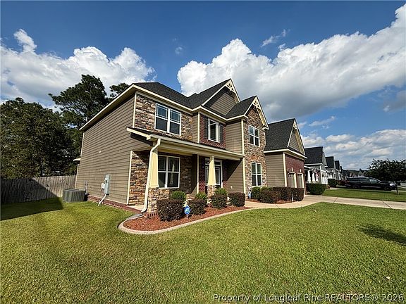5th image of 3217 Cragburn Pl