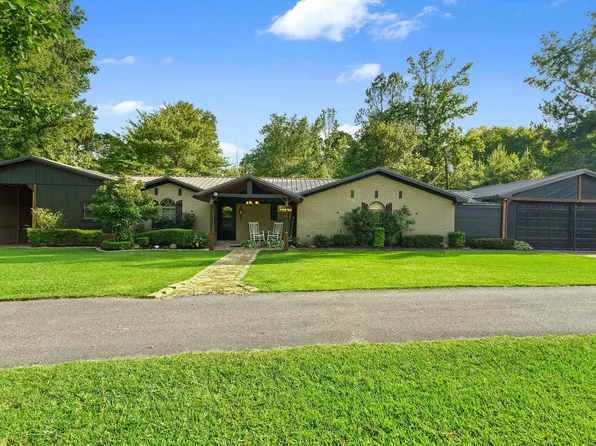 525 Longhorn Rd, Maud, TX 75567