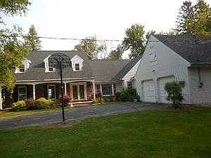 8340 Woodlane Rd primary pic