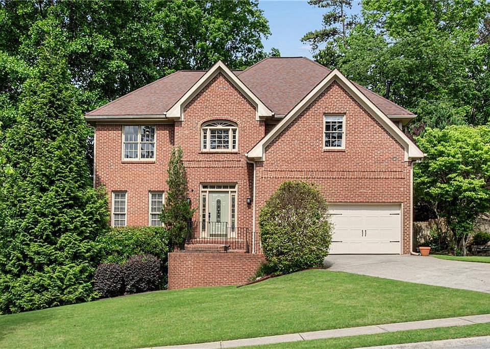 1st image of 548 Chapman Ln