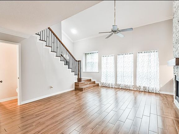 5th image of 10327 Brickyard Ct