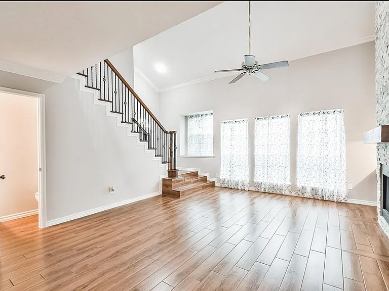 10327 Brickyard Ct — Photo 5