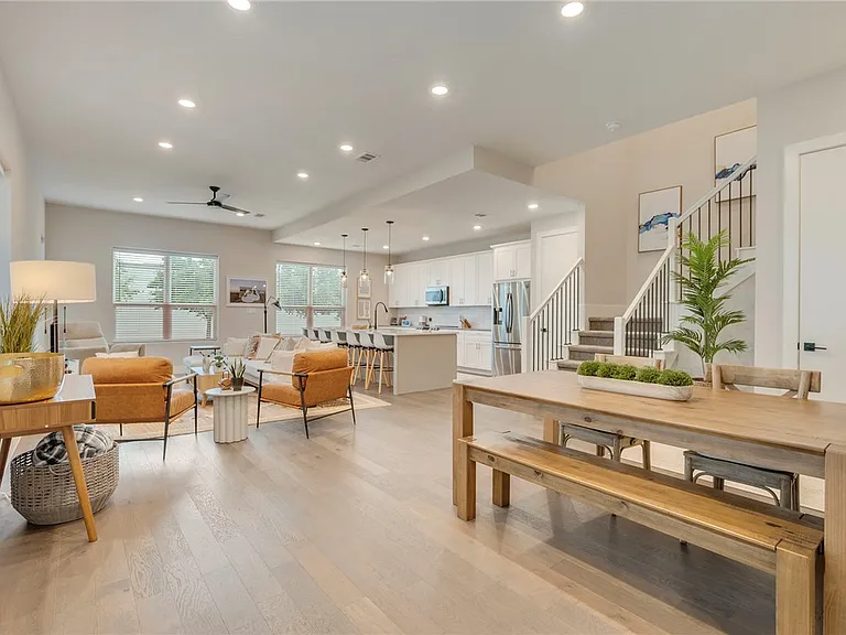 234 Estates Cir — Photo 8