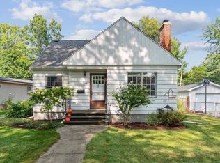 527 S Dexter Dr, Lansing, MI