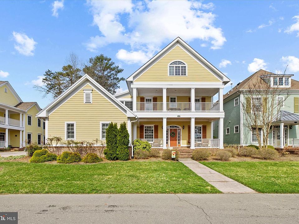1st image of 22163 Dune Cir