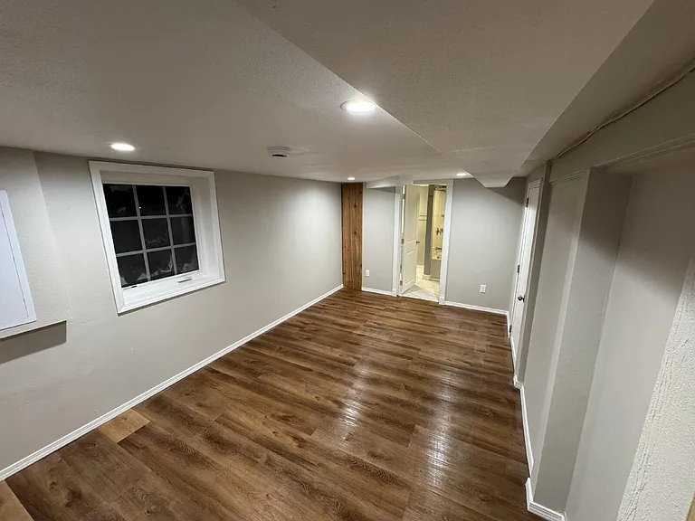 3027 W Cleveland Ave — Photo 6