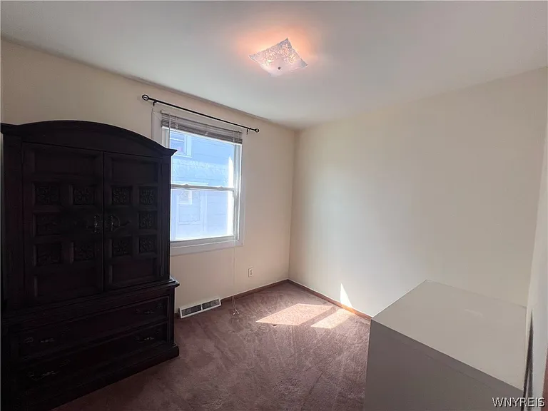 480 W Hazeltine Ave — Photo 12